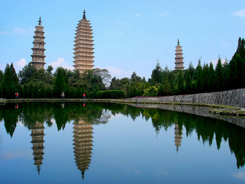 无人,寺庙,横图,室外,湖,建筑,大理,反射,塔,宝塔,树,蓝色,天空,地标建筑,摄影,宗教,佛教,宗教建筑,中国文化,彩图