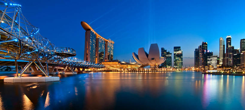 无人,博物馆,横图,全景,室外,白天,夜晚,建筑,酒店,新加坡,反射,桥,联系,天空,地标建筑,摄影,照亮,华贵,彩图,滨海湾金沙酒店