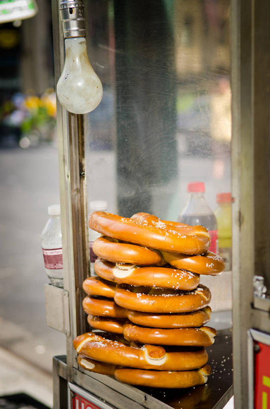 无人,竖图,室外,特写,白天,消费,纽约,美国,堆叠,货摊,饮食,零售,摄影,电灯泡,清新,纽约州,玻璃杯,彩图