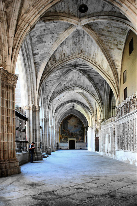 无人,教堂,竖图,室内,白天,建筑,西班牙,欧洲,柱子,拱门,摄影,宗教,基督教,宗教建筑,南欧,西班牙王国,卡斯蒂利亚,卡斯蒂利亚拉曼查,卡斯蒂利亚拉曼恰,拉曼查,拉曼恰,托莱多省,彩图,大教堂,圣玛丽亚