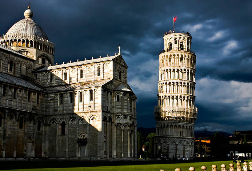 无人,横图,室外,白天,建筑,日光,意大利,阴影,乌云,云,天气,历史,天空,摄影,宗教,照亮,比萨,比萨斜塔,意大利文化,托斯卡纳区,彩图,旅行,大教堂