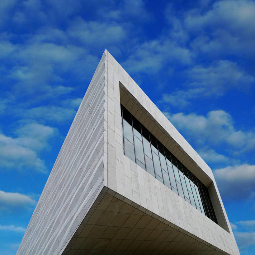 无人,博物馆,方图,室外,白天,仰视,建筑,英国,云,现代,天空,地标建筑,摄影,英国文化,式样,利物浦,默西赛德郡,设计,彩图,低角度拍摄