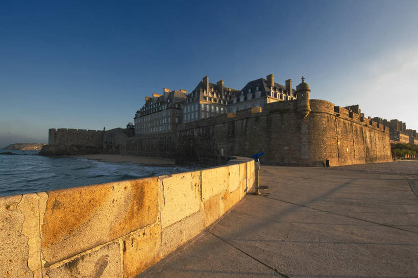 无人,横图,室外,白天,河流,建筑,街道,法国,历史,摄影,宁静,圣马洛,万里无云,彩图