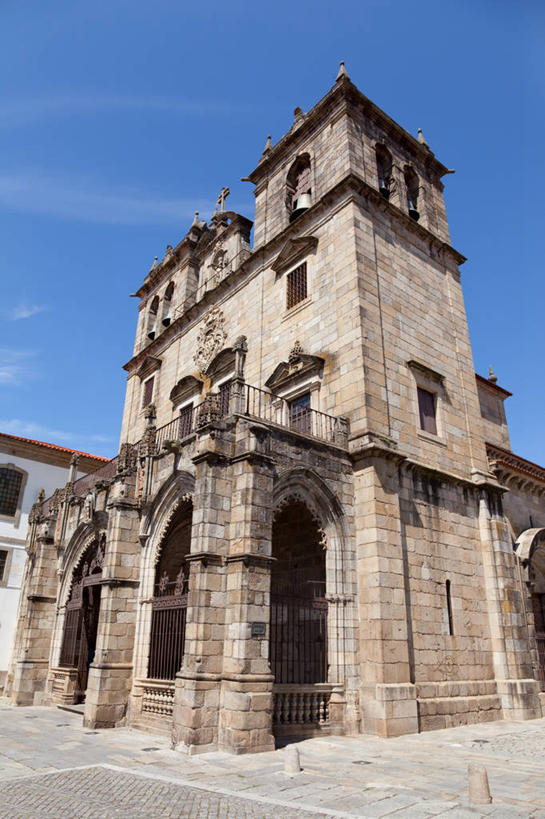 无人,竖图,室外,白天,建筑,葡萄牙,云,拱门,天空,摄影,宗教,基督教,米尼奥,布拉加,彩图,大教堂