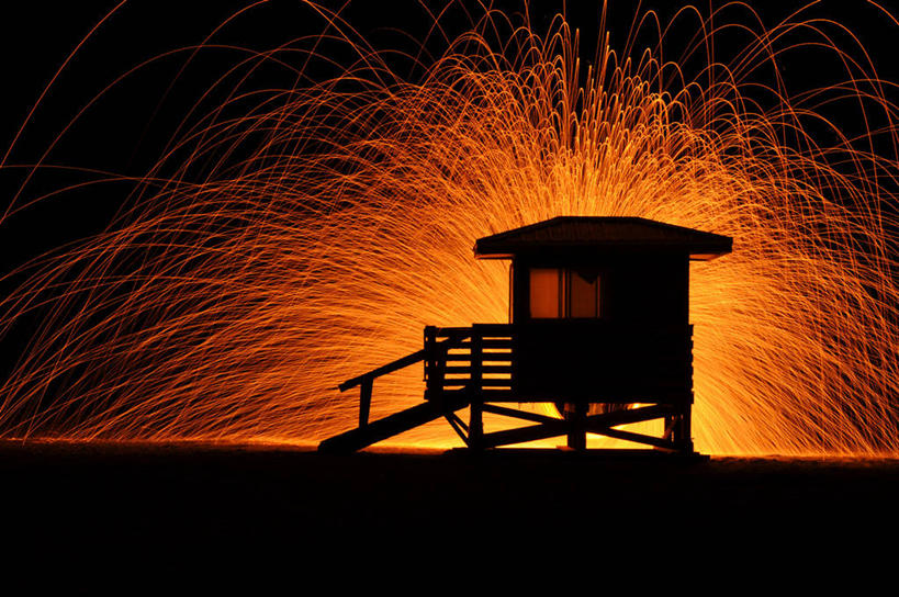 无人,横图,室外,夜晚,美国,庆祝,焰火,摄影,照亮,北美,北美洲,美洲,剪影,佛罗里达,佛罗里达州,佛州,阳光州,北亚美利加洲,亚美利加洲,救生舱,萨拉索塔,海滩,彩图,美利坚合众国