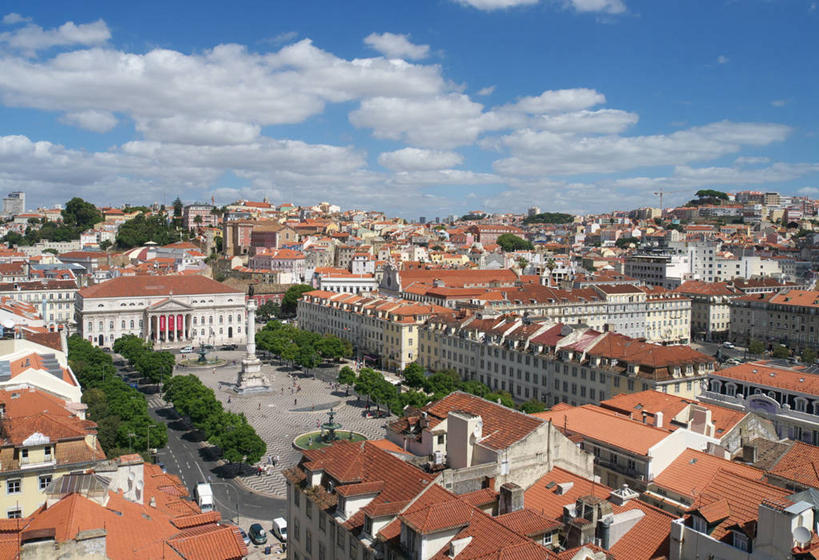 横图,室外,白天,建筑,葡萄牙,云,首都,瓦,历史,里斯本,树,天空,地标建筑,摄影,彩图