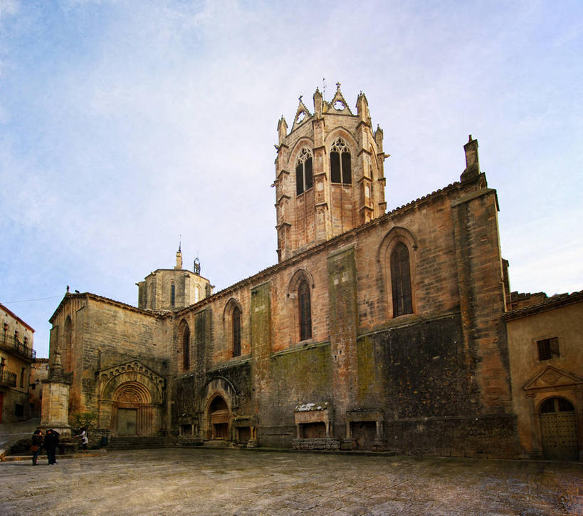 横图,室外,白天,建筑,西班牙,云,拱门,塔,历史,天空,摄影,修道院,皇室,莱里达,彩图