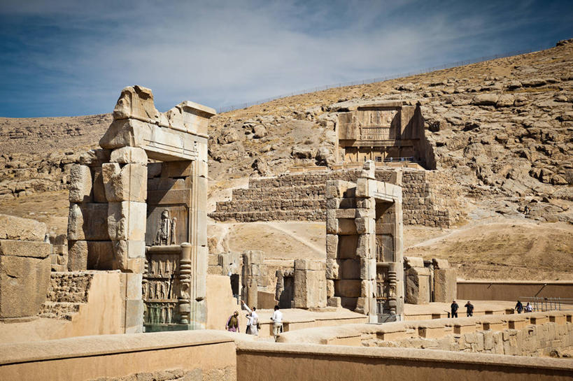 横图,室外,白天,建筑,伊朗,门口,历史,废墟,天空,摄影,坟墓,古代文明,彩图