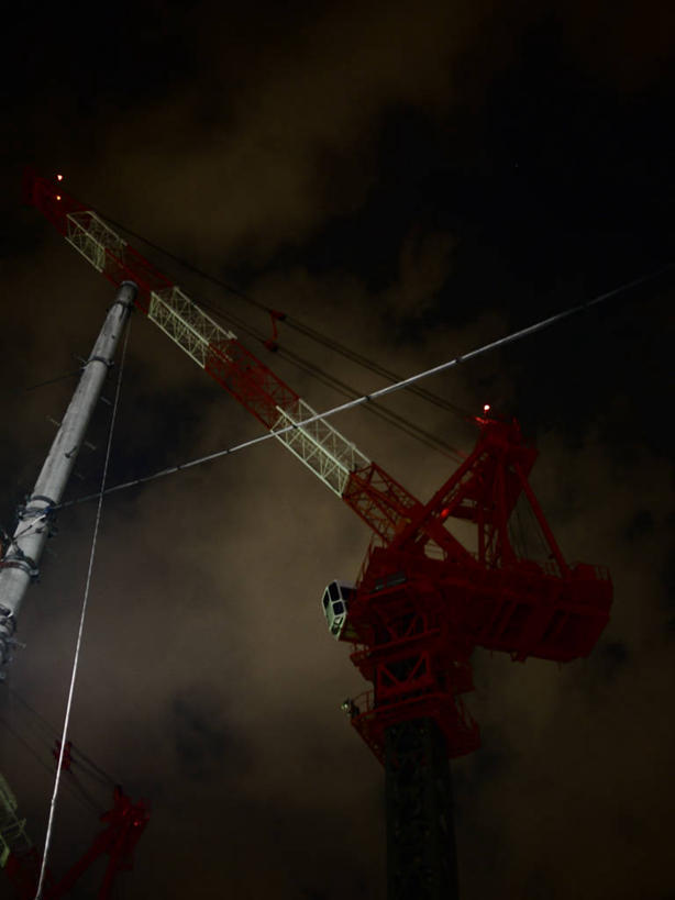 无人,竖图,室外,夜晚,仰视,建筑业,东京,日本,首都,天空,建筑工地,工业,摄影,宁静,机件,彩图,低角度拍摄