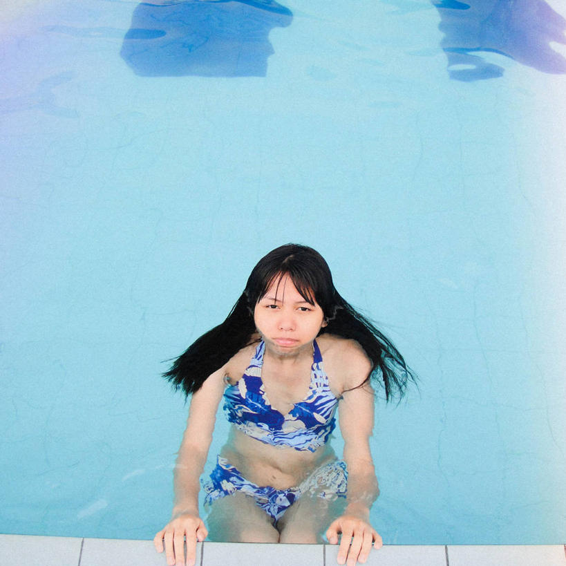 成年人,头发,一个人,游泳池,方图,室外,白天,比基尼,水,菲律宾,仅一个年轻女性,仅一个女性,仅一个人,摄影,潮湿,毛发,肖像,湿润,年轻女性,女人,女性,亚洲人,年轻人,休闲活动,彩图,奎松城