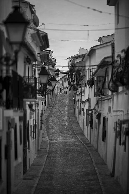 无人,竖图,黑白,室外,白天,建筑,街道,路灯,西班牙,天空,摄影,宁静,阿利坎特