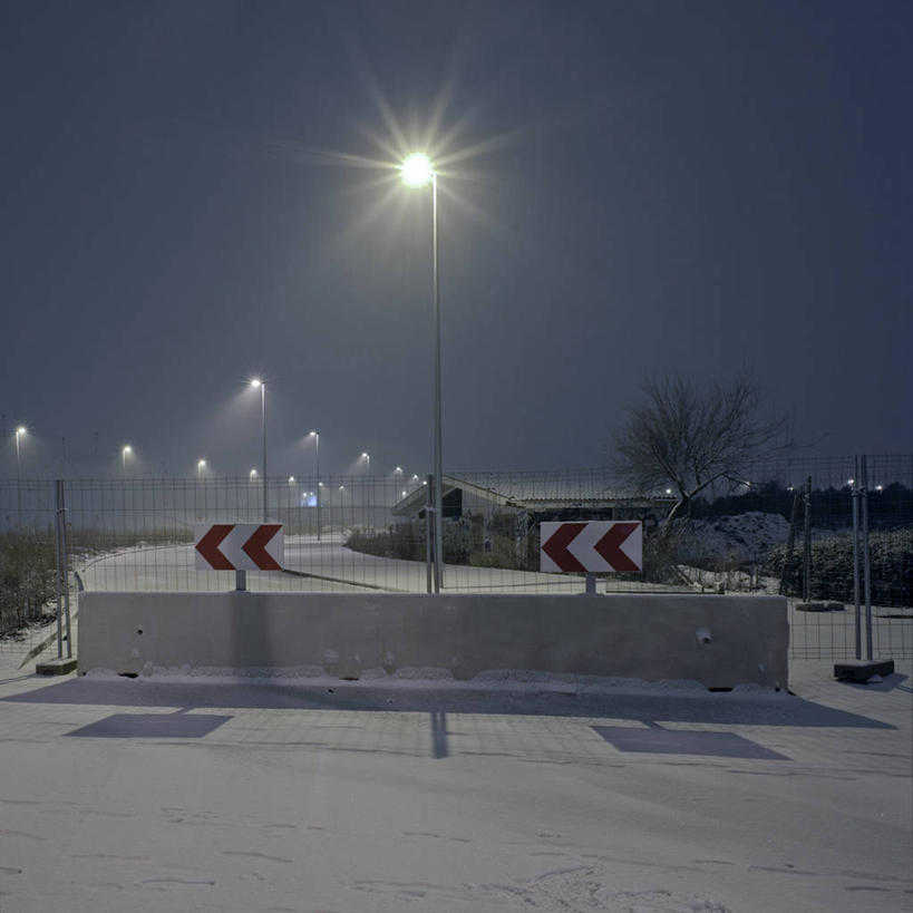 无人,方图,室外,夜晚,雪,路灯,西班牙,关闭,阴影,大门,屋顶,首都,树,马德里,寒冷,摄影,保护,宁静,照亮,封闭,万里无云,彩图