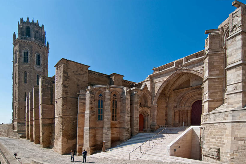 教堂,横图,室外,白天,建筑,西班牙,历史,地标建筑,摄影,宗教,基督教,万里无云,莱里达,彩图,大教堂