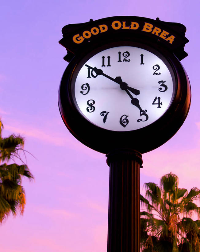 无人,竖图,室外,日落,美国,时间,数字,云,树,摄影,英文字母,准确,加利福尼亚,市区,钟,彩图