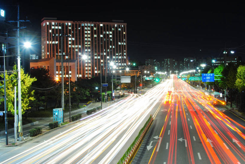 无人,横图,室外,夜晚,长时间曝光,城市,道路,建筑,街道,路,公路,韩国,交通,地标建筑,运输,摄影,尾灯,迅速,照亮,光州,马路,彩图