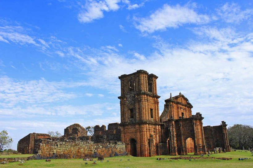 无人,横图,室外,白天,建筑,巴西,大门,云,历史,废墟,草,天空,南美,摄影,南美洲,拉丁美洲,下降,美洲,巴西联邦共和国,亚美利加洲,南亚美利加洲,南大河州,南里奥格兰德州,彩图