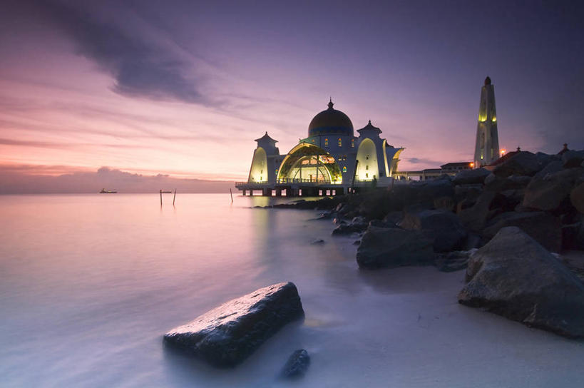 无人,横图,室外,海洋,日落,建筑,马来西亚,晚霞,霞光,云,落日,黄昏,彩霞,摄影,宁静,照亮,伊斯兰教,圆顶建筑,清真寺,马六甲州,夕照,薄暮,岩石,夕阳,彩图,傍晚,斜阳,传统文化