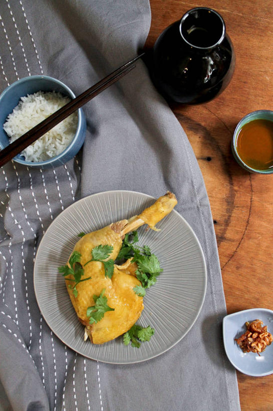 葡萄酒,无人,竖图,俯视,室内,筷子,马来西亚,脆,葱,米,酱油,饮食,盘子,碗,芫荽叶,摄影,清新,蒸菜,健康食物,彩图,高角度拍摄,装饰菜