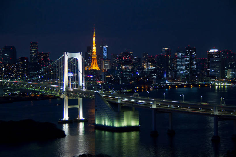无人,横图,室外,夜晚,度假,河流,美景,城市风光,城市,建筑,摩天大楼,日本,日本文化,反射,景观,首都,联系,娱乐,天空,享受,休闲,景色,放松,摄影,吊桥,东京塔,照亮,彩图,东京彩虹桥