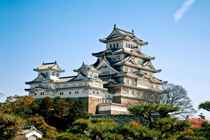 无人,横图,室外,白天,建筑,日本,日本文化,城堡,屋顶,历史,树,天空,地标建筑,摄影,树梢,姬路城,姬路,彩图