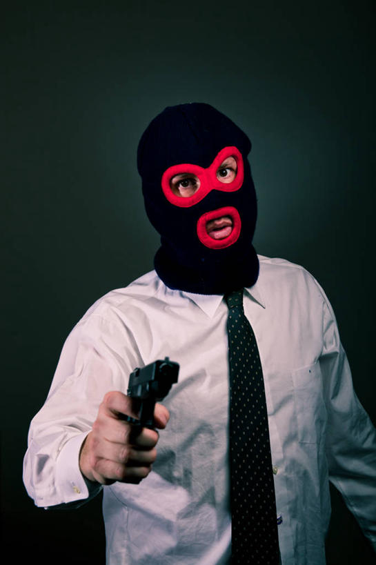 西方人,成年人,中年人,一个人,竖图,风险,欧洲,日本,欧洲人,仅一个男性,仅一个人,仅一个中年男性,对抗,绿色背景,冲突,拿着,摄影,手枪,犯罪,暴力,罪犯,瞄准,肖像,问题,进攻,抢劫,打劫,冈山县,偷盗,支配,危险,男人,男性,中年男性,白种人,半身,彩图,影棚拍摄