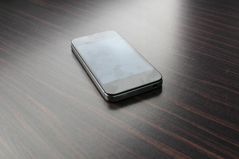 无人,横图,俯视,室内,特写,白天,通讯,技术,桌子,火车,英国,木纹,联系,现代,一个,摄影,单个,智能手机,无线电技术,格洛斯特郡,彩图,高角度拍摄