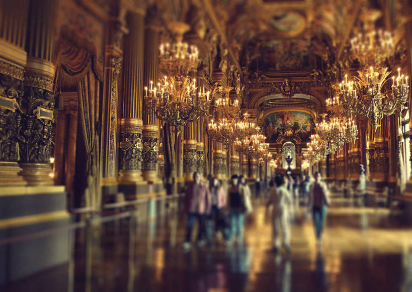 横图,室内,白天,法国,巴黎,一排,整齐,反射,柱子,歌剧院,首都,排列,摄影,高雅,队列,水晶吊灯,法国文化,巴黎歌剧院,美术工艺,彩图