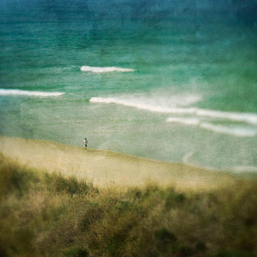 成年人,一个人,跑,方图,室外,白天,度假,海洋,水,风,新西兰,仅一个男性,纹路,沙子,纹理,树,风景,自然,波浪,活力,摄影,肌理,达尼丁,海滩,休闲活动,彩图