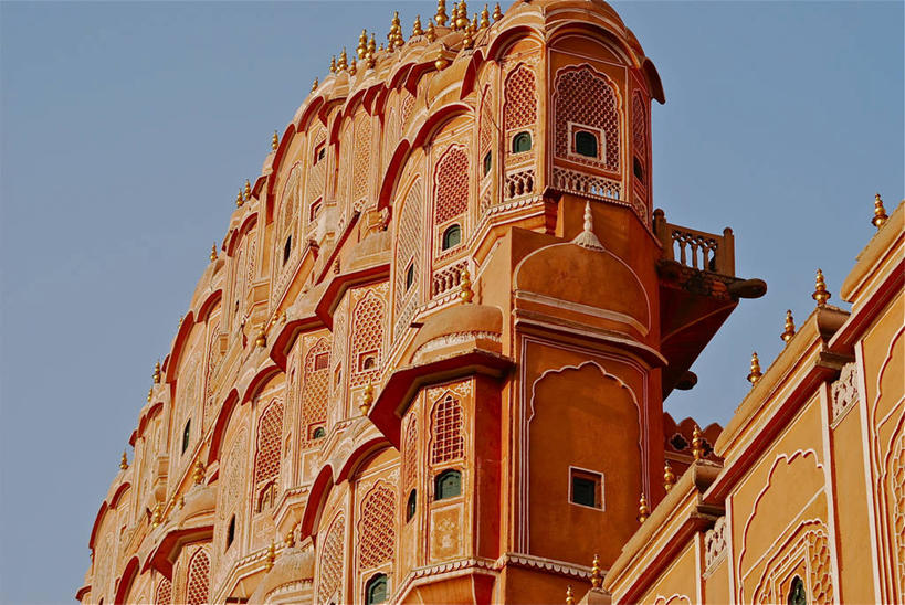 无人,横图,室外,白天,仰视,旅游,窗户,建筑,印度,拱门,历史,红色,天空,地标建筑,摄影,拉贾斯坦邦,风宫,斋普尔,彩图,低角度拍摄,旅行