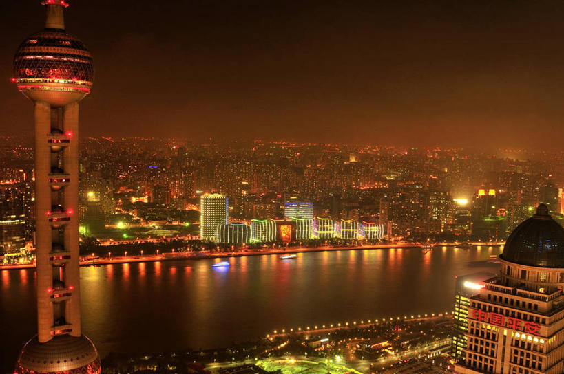 无人,横图,俯视,室外,夜晚,度假,河流,美景,天际线,城市风光,城市,建筑,上海,中国,反射,景观,塔,娱乐,现代,黄浦江,浦东,享受,休闲,景色,放松,摄影,照亮,浦西,发展,彩图,高角度拍摄,东方明珠塔