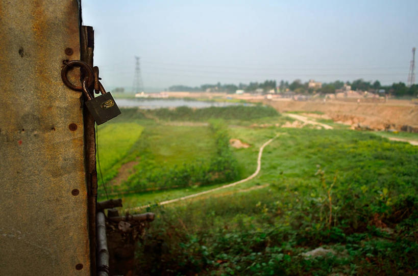 无人,横图,室外,白天,安全,植物,门,孟加拉国,亚洲,地形,田地,首都,锁,绿色,天空,自然,摄影,保护,宁静,挂锁,南亚,孟加拉人民共和国,达卡,彩图