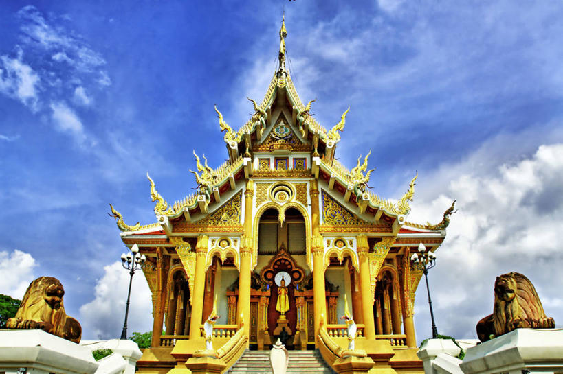 无人,横图,室外,白天,楼梯,建筑,路灯,泰国,雕像,云,天空,摄影,宗教,泰国文化,彩图,传统文化