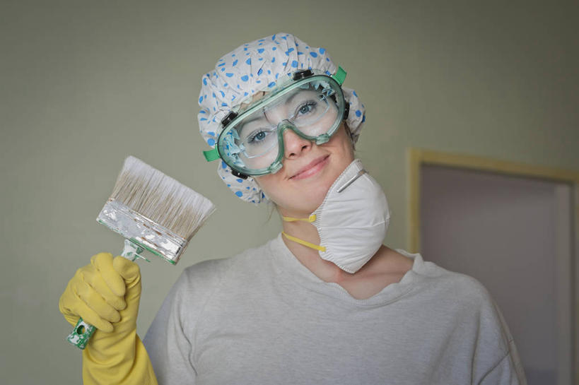 西方人,成年人,脸,头,脸颊,一个人,微笑,横图,室内,特写,正面,幸福,奥地利,欧洲,维也纳,欧洲人,仅一个年轻女性,仅一个女性,仅一个人,浴帽,围墙,首都,拿着,休闲装,肩膀,画笔,摄影,保护,肖像,防护镜,年轻女性,女人,女性,白种人,年轻人,头部,脸部,脸蛋,面部,彩图