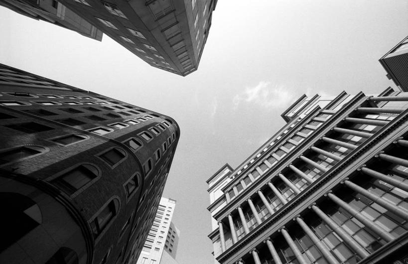 无人,横图,黑白,室外,白天,建筑,东京,日本,柱子,云,首都,注视,天空,观察,看,摄影,观看,察看,关注,港区