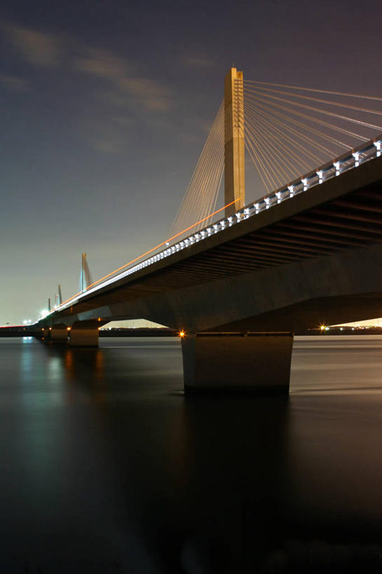 无人,竖图,室外,夜晚,仰视,建筑,爱知县,名古屋,日本,云,桥,联系,自然,运输,摄影,宁静,钢缆,彩图,低角度拍摄