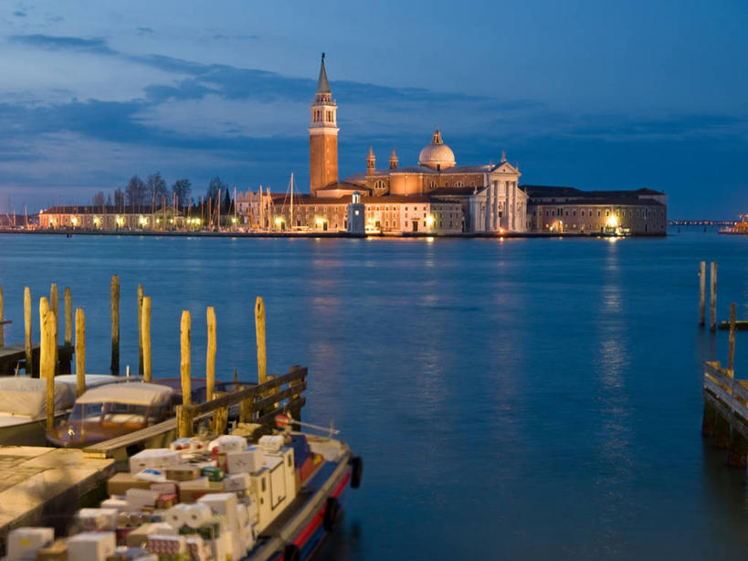 无人,横图,室外,水,建筑,意大利,威尼斯,岛,云,塔,黎明,历史,地标建筑,摄影,照亮,意大利文化,圣乔治教堂,海港