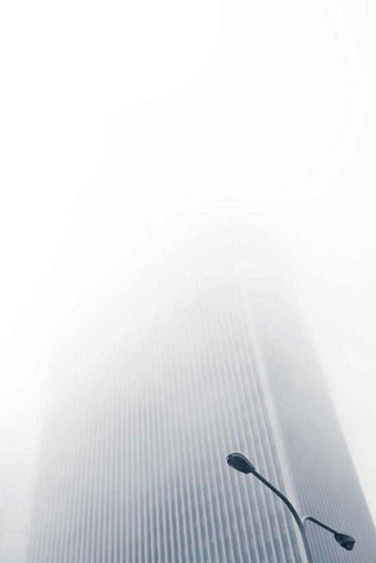 无人,竖图,室外,白天,仰视,雾,城市,建筑,路灯,摩天大楼,天气,摄影,加利福尼亚,市区,旧金山,低角度拍摄