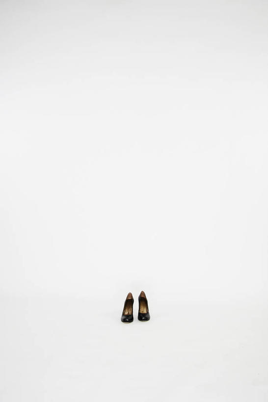 无人,竖图,留白,白色背景,高跟鞋,时尚,鞋子,并排,一对,两个,摄影,高雅,想法,影棚拍摄