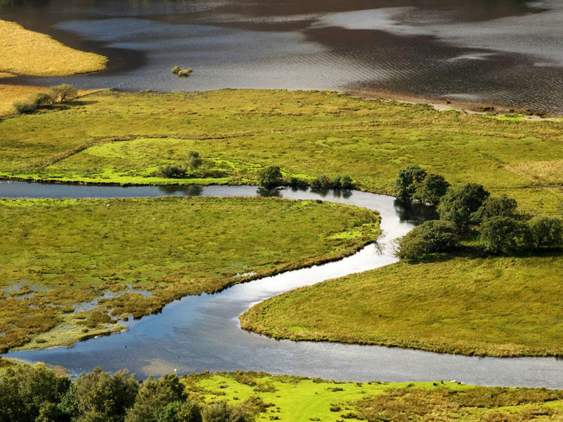 无人,横图,俯视,室外,白天,旅游,度假,湖,美景,英国,形状,弯曲,地形,景观,娱乐,英格兰,风景,自然,享受,休闲,景色,放松,摄影,国家公园,自然风光,北欧,德文特湖,高角度拍摄,郊野公园