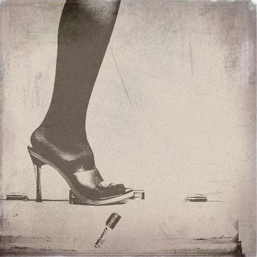 成年人,一个人,方图,特写,抽象,高跟鞋,安全,日本,仅一个女性,关东地区,摄影,保护,东亚,茨城县,长崎市,水户,安全检查,海关