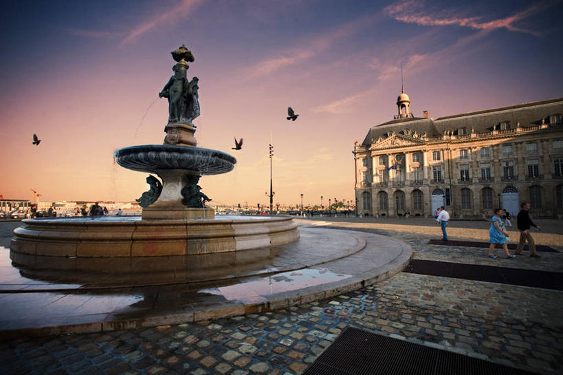 无人,宫殿,横图,室外,旅游,度假,城市,建筑,喷泉,雕塑,法国,雕像,云,天空,黄昏,摄影,中欧,波尔多,吉伦特省,旅行