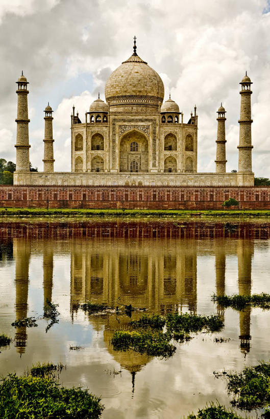 无人,竖图,室外,白天,河流,美景,建筑,泰姬陵,印度,亚洲,反射,景观,流水,云,纪念碑,宏伟,风景,天空,自然,地标建筑,景色,摄影,宁静,环境,坟墓,陵墓,圆顶建筑,宗教建筑,自然风光,南亚,印度文化,阿格拉,印度共和国,北方邦,亚穆纳河,印度次大陆,旅行