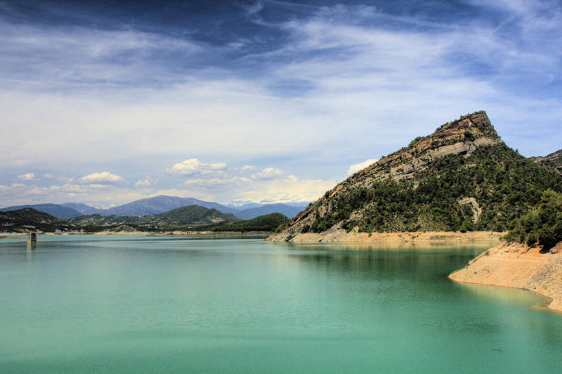 无人,横图,室外,白天,山,山脉,西班牙,云,水库,树,蓝色,风景,天空,自然,摄影,宁静,环境,伊比利亚半岛,阿拉贡,韦斯卡,旅行