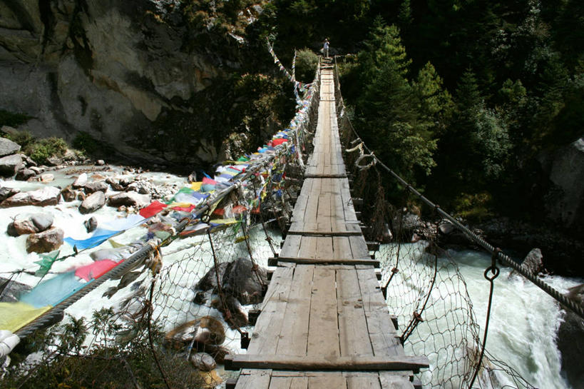 无人,横图,室外,白天,河流,水,建筑,尼泊尔,亚洲,木制,流水,桥,联系,树,摄影,人行桥,南亚,尼泊尔王国,印度次大陆,专区,岩石,旅行,萨加玛塔专区,索卢坤布县,坤布,珠穆朗玛地区,鲲鹏