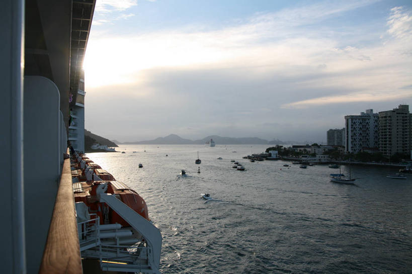 无人,横图,室外,度假,海洋,水,建筑,巴西,云,天空,自然,黄昏,邮轮,南美,运输,摄影,离开,环境,客船,圣保罗,桑托斯,圣保罗州,旅行,海港