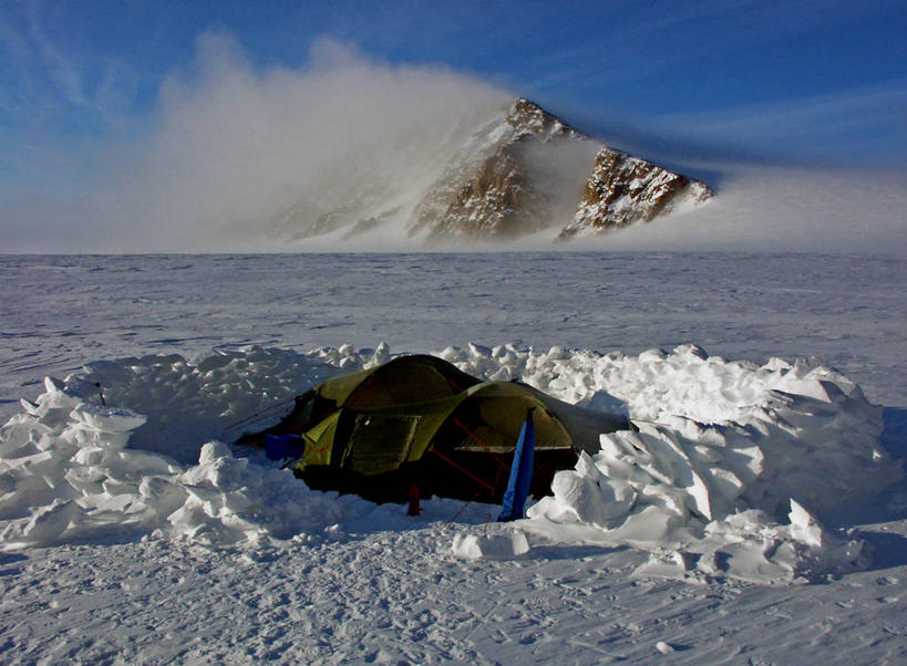 无人,横图,室外,白天,探险,山,雪,挪威,帐篷,云,冬天,天气,天空,摄影,露营,野营,户外活动,斯堪狄纳维亚半岛,宿营,冒险