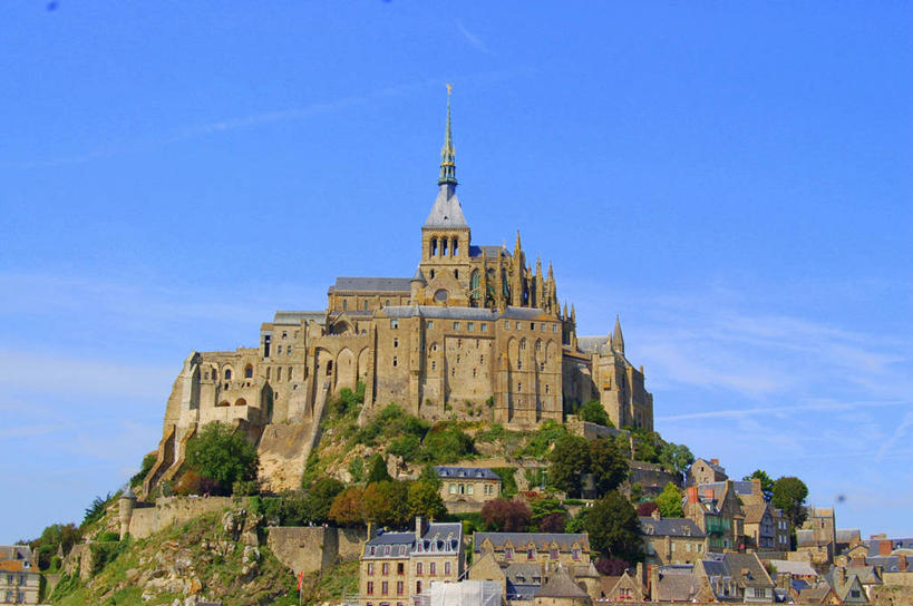 无人,横图,室外,白天,仰视,建筑,法国,历史,天空,地标建筑,摄影,法国文化,欧洲文化,中欧,圣米歇尔山,低角度拍摄,旅行