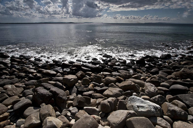 无人,横图,室外,白天,海洋,石头,美景,水,澳大利亚,地平线,景观,水平线,云,海湾,风景,天空,自然,鹅卵石,景色,摄影,宁静,自然风光,阳光海岸,昆士兰州,澳大拉西亚,海滩,岩石,旅行