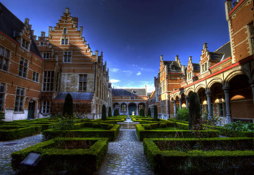 无人,横图,室外,白天,建筑,比利时,柱子,云,法院,天空,摄影,园林,灌木,权威,政府,旅行,法律