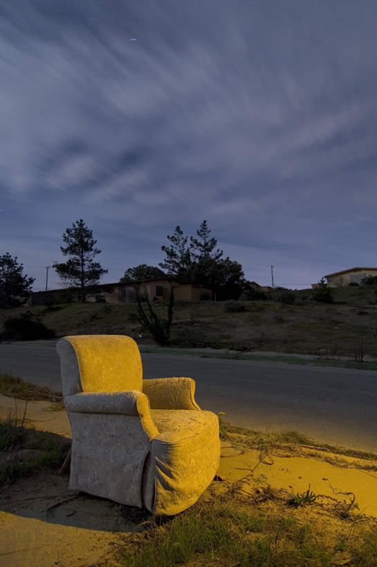 无人,竖图,室外,特写,白天,神秘,城市,椅子,美国,废弃,云,树,一个,天空,自然,黄昏,摄影,单个,报废,怀旧,环境,废物,北美,北美洲,加利福尼亚,美洲,丢弃,放弃,抛弃,加州,洛杉矶,加利福尼亚州,金州,黄金州,北亚美利加洲,亚美利加洲,蒙特利半岛,摈弃,天使之城,蒙市,蒙特利公园市,屏弃,美利坚合众国,摈斥,摒除